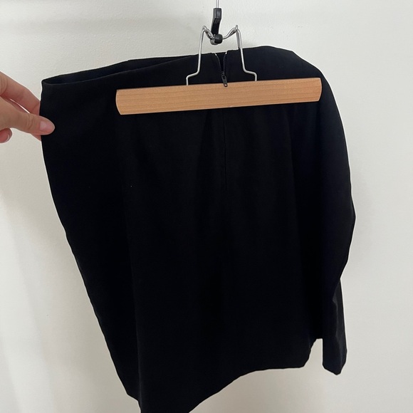 Vintage Black Short Suede Skirt with Zipper - Picture 2 of 4